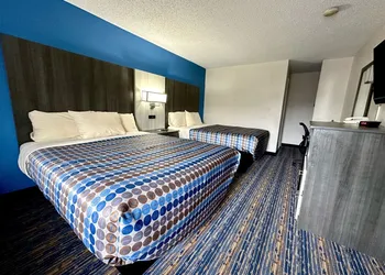 Red Carpet Inn Orchard Park - Buffalo, NY hotel thumbnail 2