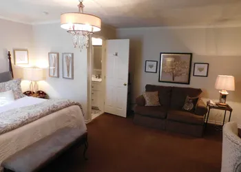 Rainbow Courts Motel hotel thumbnail 4