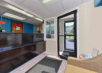 Americas Best Value Inn New London Mystic hotel thumbnail 3