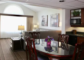 Fairbanks Inn hotel thumbnail 7