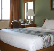 Barker's Island Inn Resort hotel detail image 5