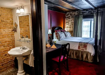 Hôtel Le Clos Saint-Louis - Par Aneyro hotel thumbnail 7