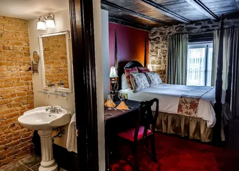 Hôtel Le Clos Saint-Louis - Par Aneyro hotel thumbnail 7