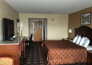 Cabot Inn & Suites hotel thumbnail 6