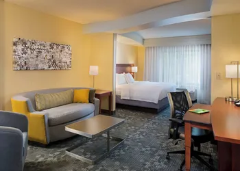 Courtyard by Marriott Hanover Lebanon hotel thumbnail 6