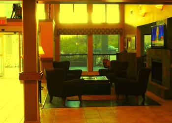 Comfort Inn & Suites hotel thumbnail 3