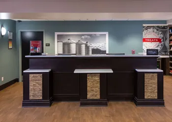 Hampton Inn & Suites Jamestown hotel thumbnail 4