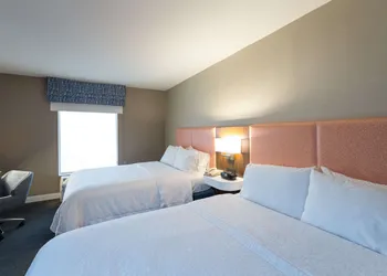 Hampton Inn & Suites Jamestown hotel thumbnail 6
