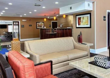 Quality Inn & Suites Greenville near downtown hotel thumbnail 2
