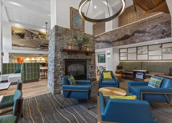 Hampton Inn & Suites Lake George hotel thumbnail 7