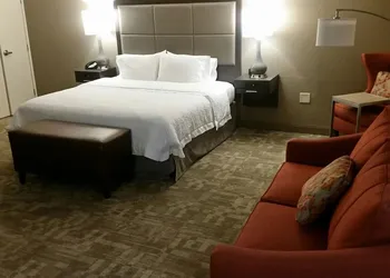 Hampton Inn Garden City Long Island hotel thumbnail 8