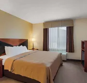 Quality Inn & Suites Chambersburg Northeast hotel detail image 4
