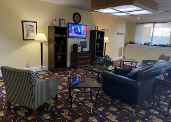 Americas Best Value Inn Forest hotel thumbnail 6