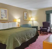 All Seasons Inn & Suites Smithfield Providence hotel detail image 7