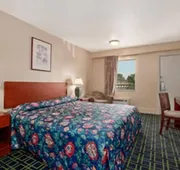 Hilltop Inn hotel detail image 7