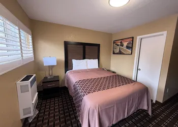 Tahoe Sands Inn hotel thumbnail 3