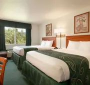 Travelodge by Wyndham Dunsmuir hotel detail image 4