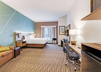 Comfort Suites Murfreesboro Shopping District hotel thumbnail 5