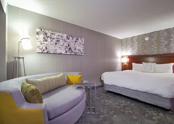 Courtyard by Marriott Blacksburg hotel thumbnail 6