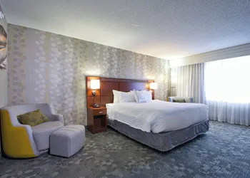 Courtyard by Marriott Blacksburg hotel thumbnail 8