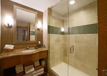Riverwalk Casino Hotel hotel thumbnail 8