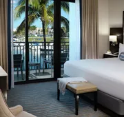 Naples Bay Resort & Marina hotel detail image 4