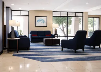 Comfort Inn & Suites hotel thumbnail 6