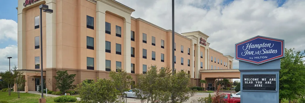 Hotel photo 1 of 42
