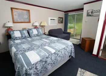 The Governor's Rock Motel DF ROCKLLC hotel thumbnail 4