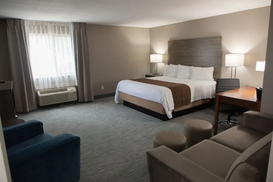 Lomira Inn and Suites hotel detail image 6