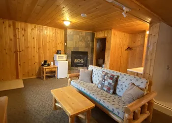 Secrets Inn Lake Tahoe hotel thumbnail 3
