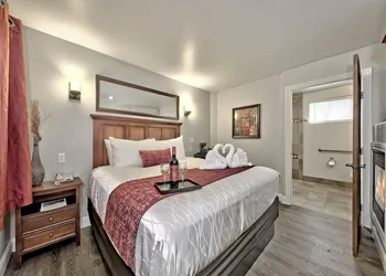 Secrets Inn Lake Tahoe hotel thumbnail 5