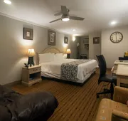 Atrium Inn hotel detail image 4