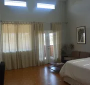 Modern B & B hotel detail image 7