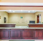 Quality Inn & Suites hotel detail image 3