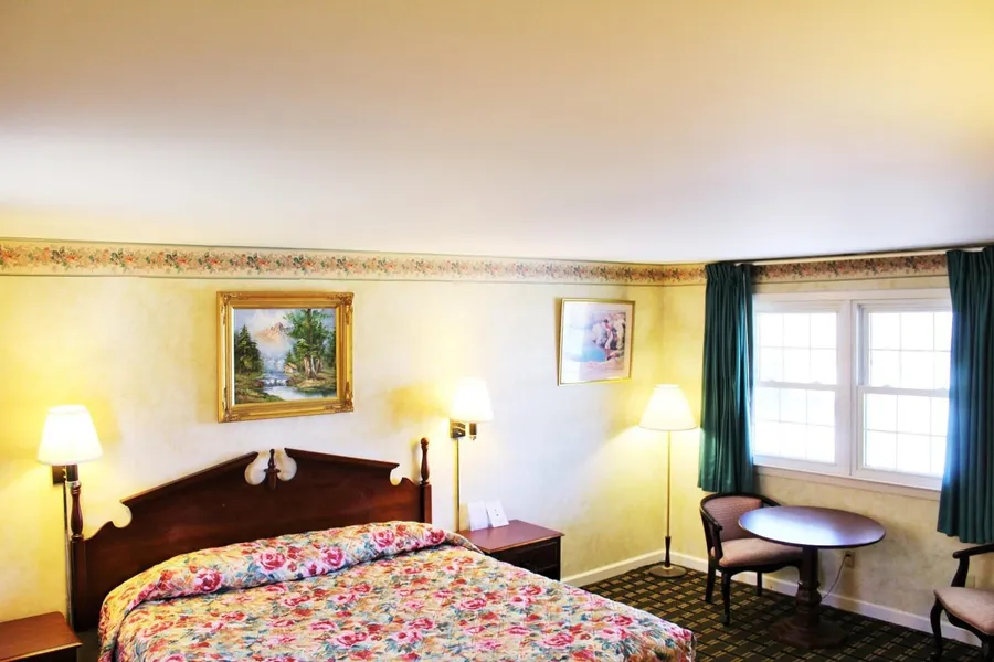 Pilgrim Inn hotel detail image 2