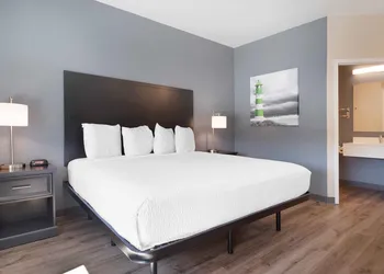 Extended Stay America Suites - Baytown hotel thumbnail 4