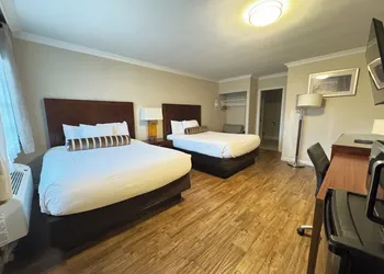 Rose Garden Inn hotel thumbnail 7