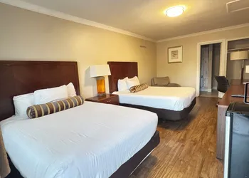 Rose Garden Inn hotel thumbnail 8