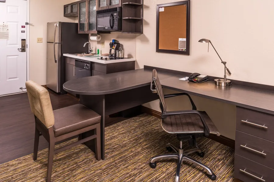 Candlewood Suites Kansas City Speedway by IHG hotel detail image 2
