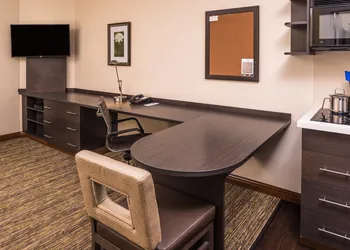 Candlewood Suites Kansas City Speedway by IHG hotel thumbnail 3