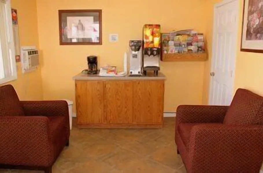 Executive Inn & Suites hotel detail image 2