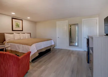 Skaket Beach Motel hotel thumbnail 4