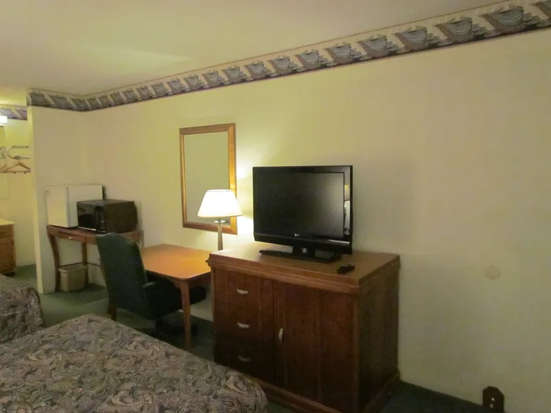 Travel Inn & Suites hotel detail image 2
