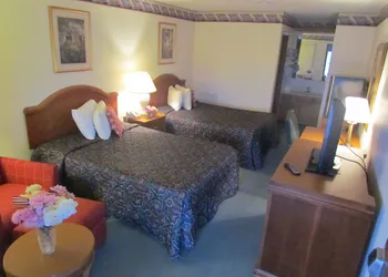 Travel Inn & Suites hotel thumbnail 4