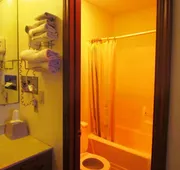 Travel Inn & Suites hotel detail image 7
