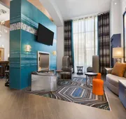 Hampton Inn & Suites Herndon-Reston hotel detail image 4