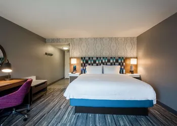 Hampton Inn & Suites Herndon-Reston hotel thumbnail 8