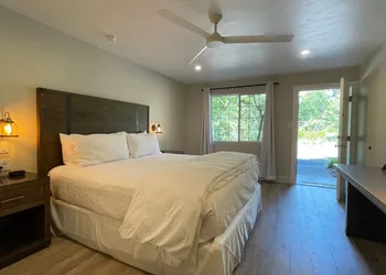 The Jack London Lodge hotel thumbnail 5
