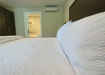 The Jack London Lodge hotel thumbnail 8